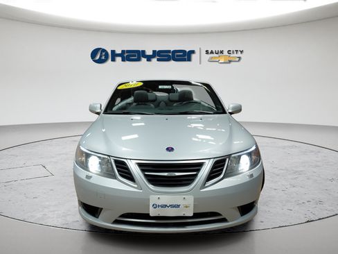 Used 2010 Saab 9-3 2.0T FWD image 2