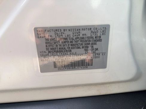 Used 2024 Nissan Kicks S image 33