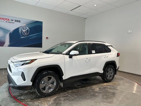 New 2025 Toyota RAV4 XLE image 3