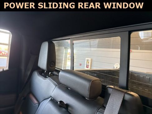 Used 2022 GMC Sierra 1500 AT4 w/ AT4 Preferred Package image 33