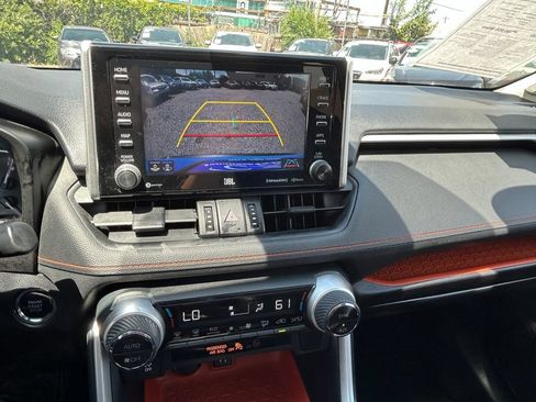 Used 2019 Toyota RAV4 Adventure AWD/4WD image 16