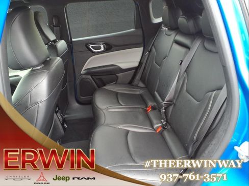Used 2025 Jeep Compass Limited AWD/4WD image 25