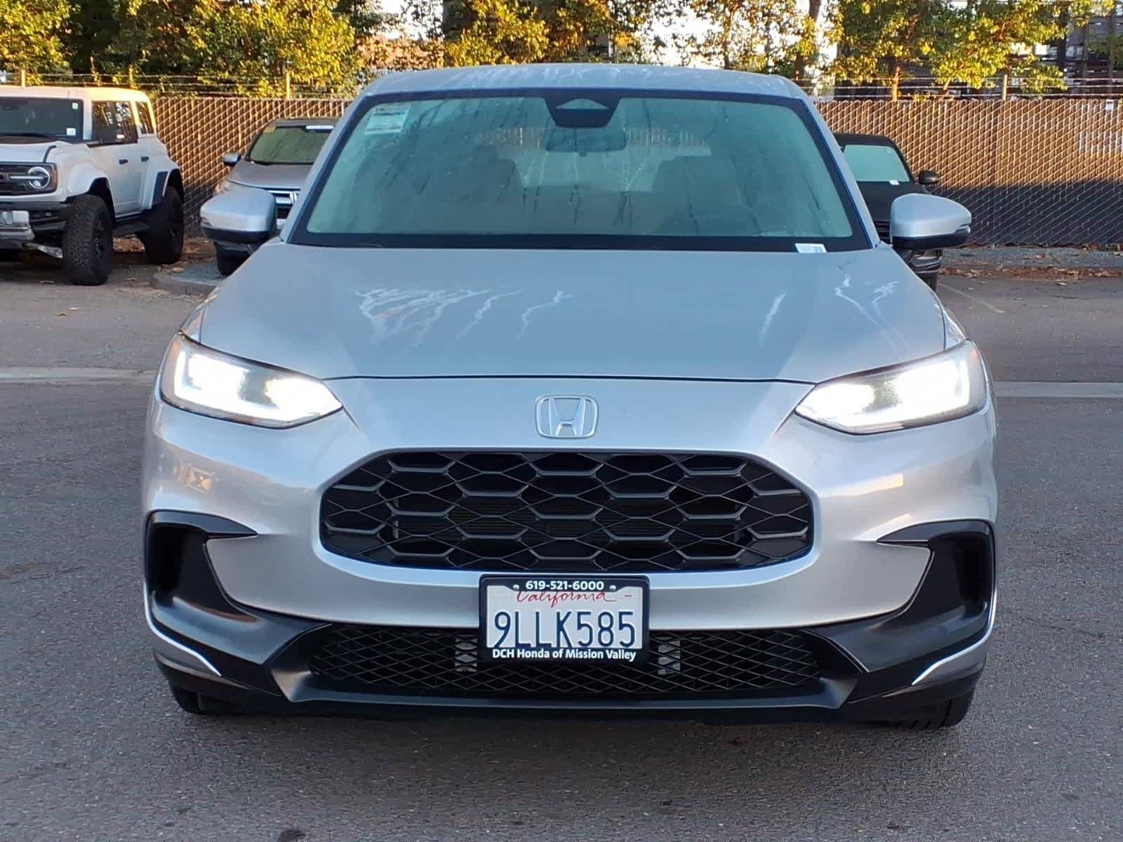 Used 2024 Honda HR-V LX image 2