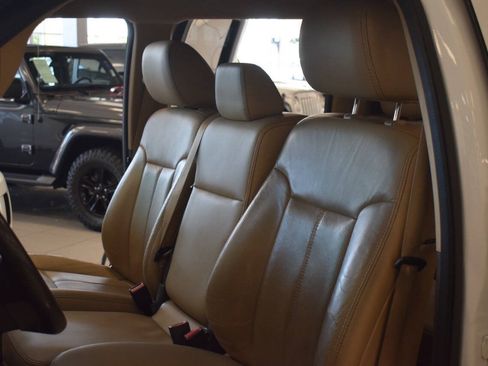 Used 2011 Ford F250 Lariat w/ Lariat Interior Pkg RWD image 54