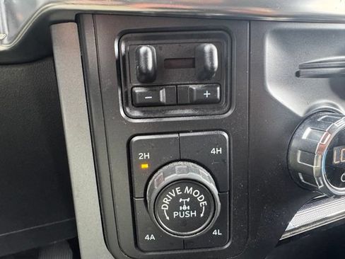 Used 2021 Ford F150 Lariat w/ Equipment Group 502A High AWD/4WD image 29
