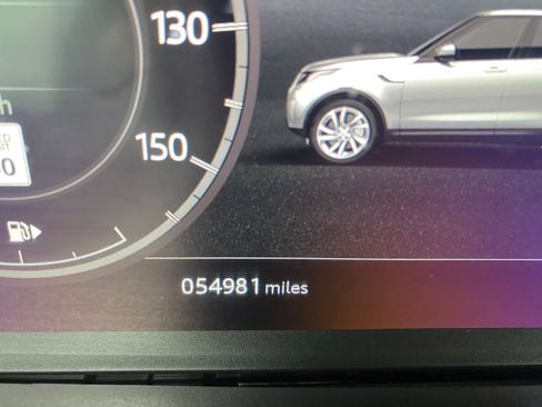 Used 2019 Land Rover Discovery HSE Luxury image 12