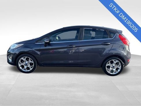 Used 2013 Ford Fiesta Titanium image 4