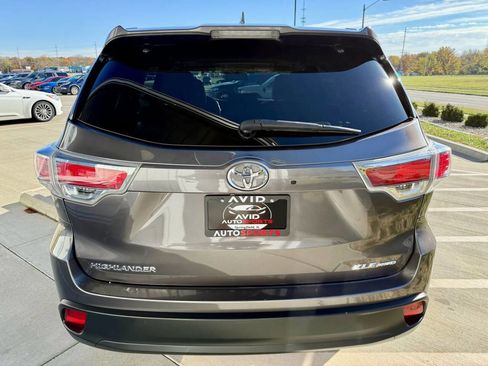 Used 2015 Toyota Highlander XLE image 7