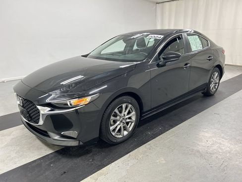 Used 2024 MAZDA MAZDA3 s FWD image 5