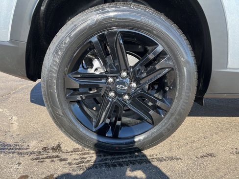 New 2026 Chevrolet Trax ACTIV w/ Sunroof Package image 11