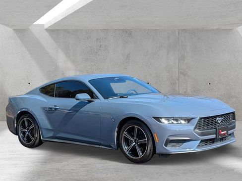 Used 2024 Ford Mustang Coupe RWD image 1