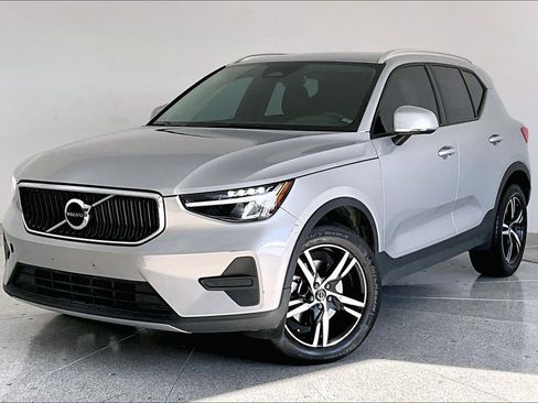Certified 2023 Volvo XC40 B5 Core w/ Protection Package Premier image 15