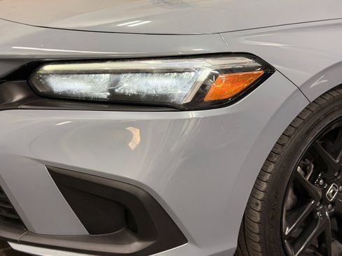 Used 2024 Honda Civic Sport image 31