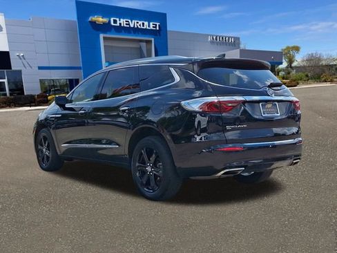 Used 2023 Buick Enclave Essence w/ Experience Buick Package AWD/4WD image 24