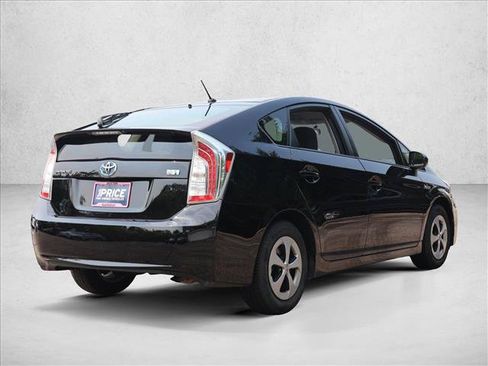Used 2013 Toyota Prius Two FWD image 5