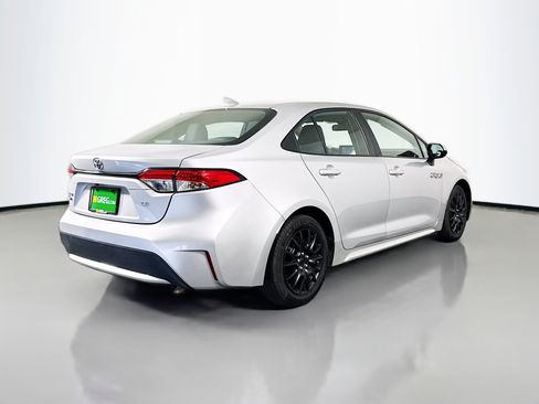Used 2022 Toyota Corolla LE FWD image 10