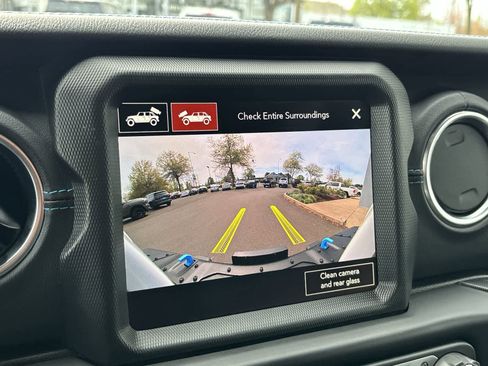 Certified 2023 Jeep Wrangler Unlimited Rubicon 4xe w/ Steel Bumper Group AWD/4WD image 28