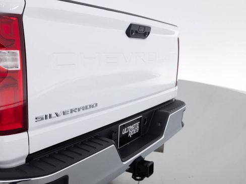 Used 2021 Chevrolet Silverado 2500 LTZ AWD/4WD image 16