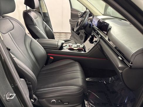 Used 2025 Genesis GV80 2.5T Standard AWD/4WD image 20