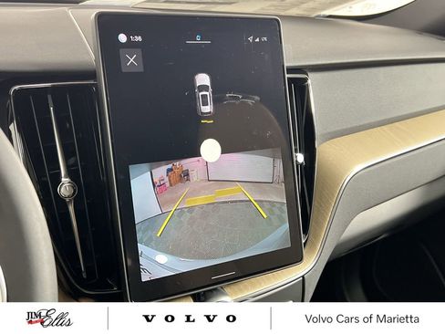 New 2026 Volvo XC60 B5 Core w/ Climate Package image 22
