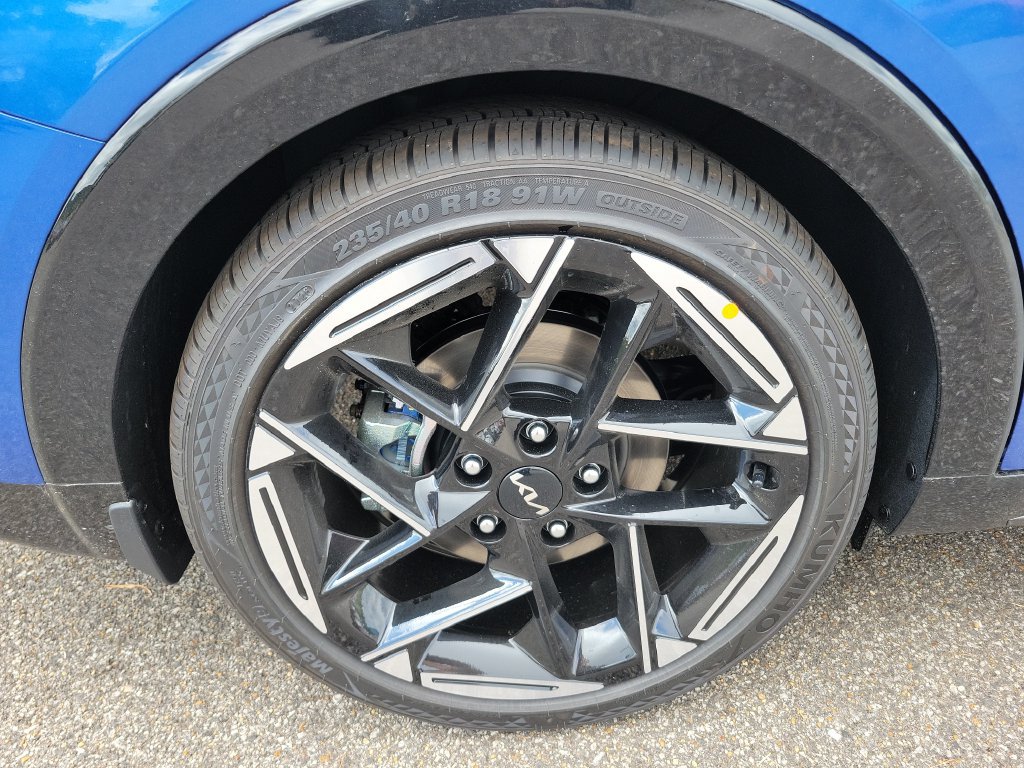 New 2026 Kia K4 GT-Line FWD image 9
