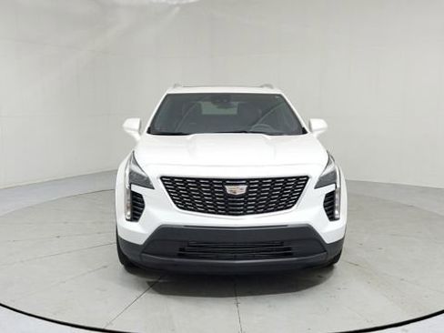 Certified 2023 Cadillac XT4 Luxury w/ Cold Weather Package image 8
