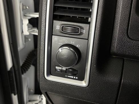 Used 2024 RAM 1500 Classic Warlock AWD/4WD image 27