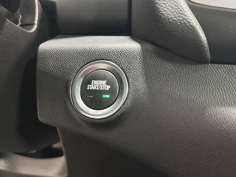 Used 2024 GMC Terrain SLT w/ LPO, Floor Liner Package image 15