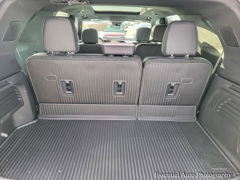 New 2026 Chevrolet Traverse High Country w/ LPO, Floor Liner Package image 20