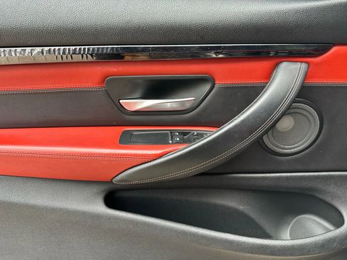 Used 2018 BMW M4 Coupe image 9