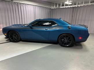 Used 2022 Dodge Challenger R/T w/ Blacktop Package video 4