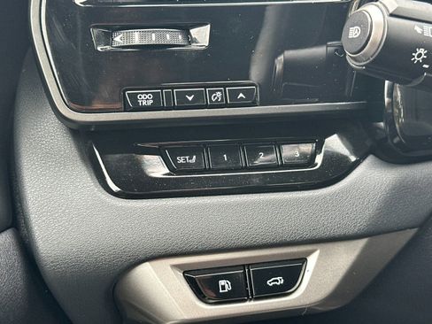 Used 2024 Lexus RX 350 Premium w/ Convenience Package FWD image 32