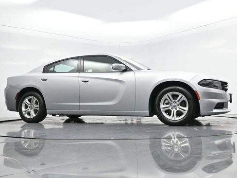 Used 2021 Dodge Charger SXT w/ Leather Interior Group image 49