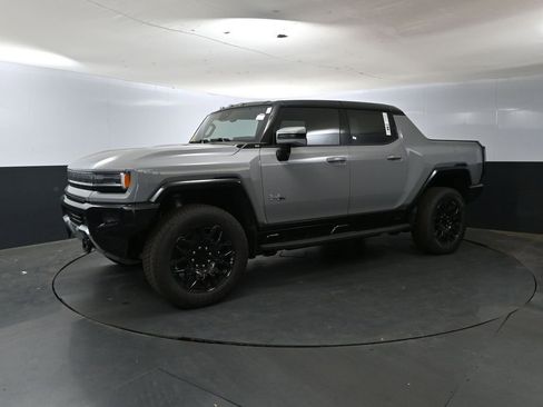New 2025 GMC Hummer EV 2X image 8