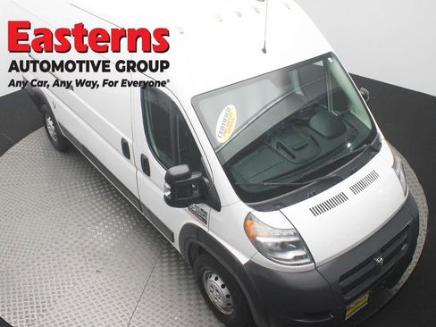 Used 2016 RAM ProMaster 2500 FWD image 3