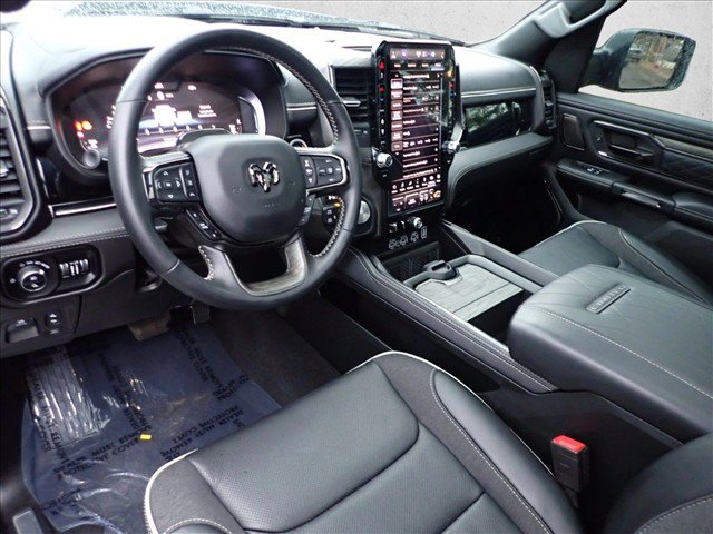 Used 2025 RAM 1500 Limited AWD/4WD image 8