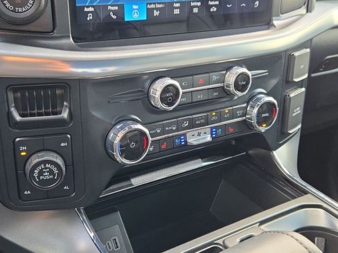 Used 2025 Ford F150 Lariat w/ Equipment Group 501A Mid AWD/4WD image 26