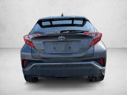 Used 2019 Toyota C-HR XLE image 6