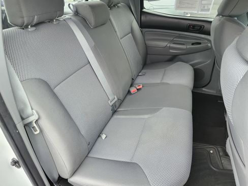 Used 2014 Toyota Tacoma 4x4 Double Cab w/ TRD Off-Road Package image 19