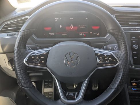 Used 2023 Volkswagen Tiguan SE R-Line AWD/4WD image 19