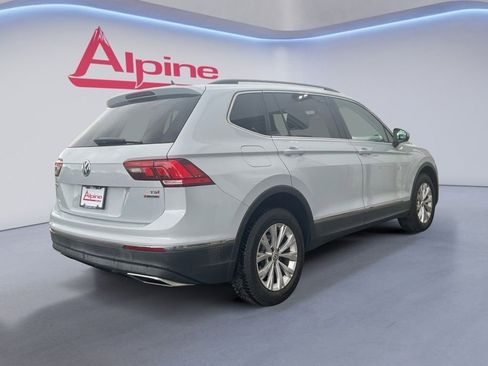 Used 2018 Volkswagen Tiguan SE w/ 3rd Row Seat Package AWD/4WD image 5