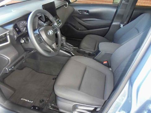 Used 2024 Toyota Corolla LE image 7
