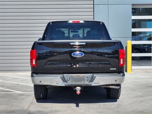 Used 2019 Ford F150 Lariat w/ Equipment Group 502A Luxury image 8