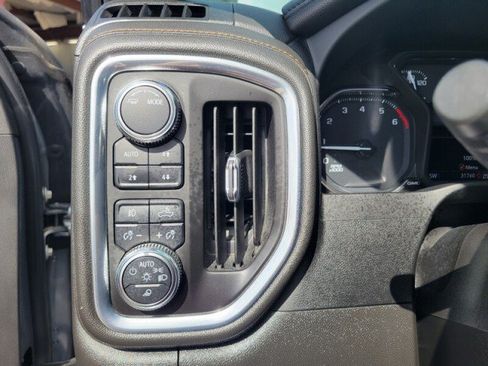Used 2022 GMC Sierra 1500 AT4 w/ AT4 Premium Package AWD/4WD image 21