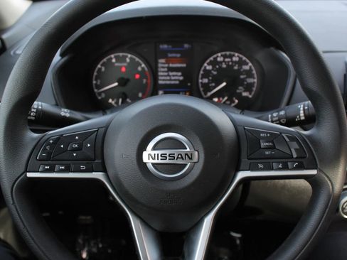 Used 2022 Nissan Altima 2.5 S FWD image 26