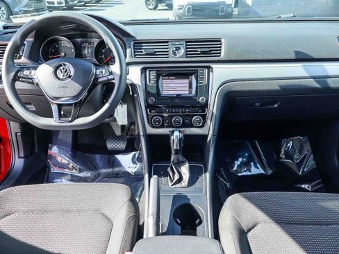 Used 2016 Volkswagen Passat 1.8T S image 6