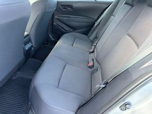 Used 2025 Toyota Corolla LE FWD image 18