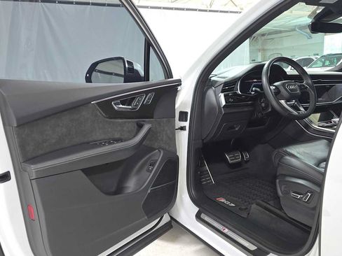 Used 2022 Audi SQ7 Prestige w/ Prestige Package AWD/4WD image 19
