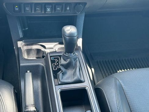 Used 2023 Toyota Tacoma TRD Sport w/ TRD Premium Sport Package RWD image 22