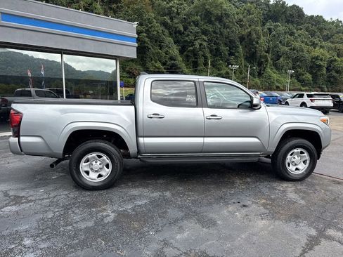 Used 2023 Toyota Tacoma SR w/ SR Convenience Package image 3